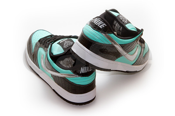 Diamond Nike SB Dunk.jpg