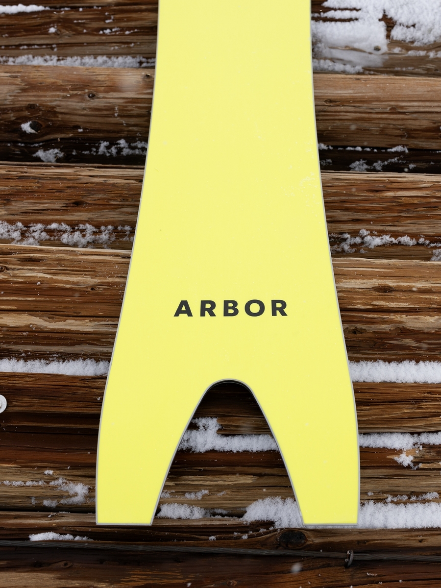 Arbor A-Frame Camber 25-26: мощный направленный сноуборд с serftail #5